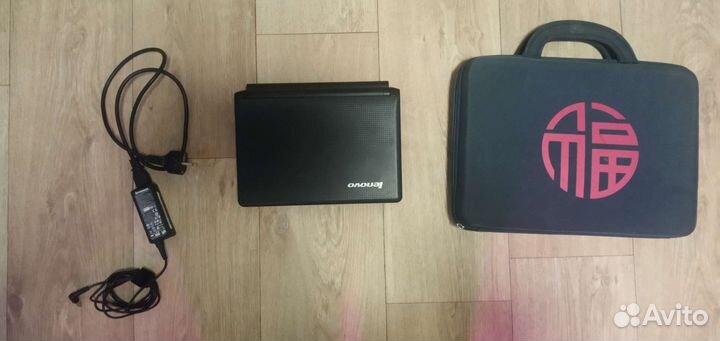 Компактный ноутбук Lenovo