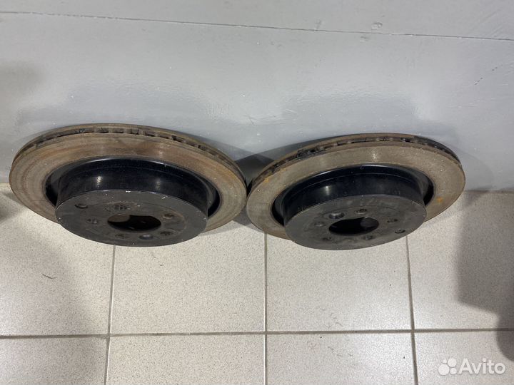 Тормозные диски задние на Land Rover Sport