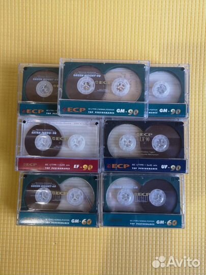 Аудиокассеты с записью 108 штук