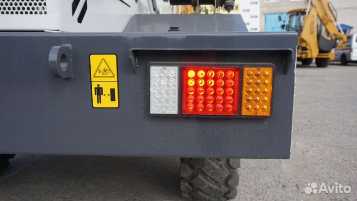 Автобетоносмеситель Redstar HK2.5, 2023