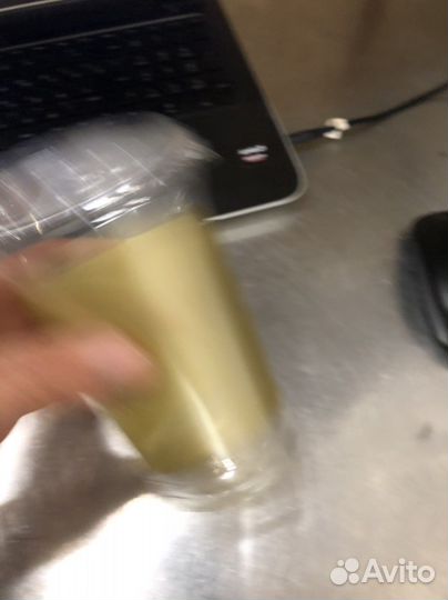 Пластиковый стаканчик