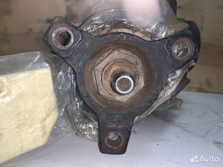 Б/У Редуктор заднего моста 2.82 MB W220