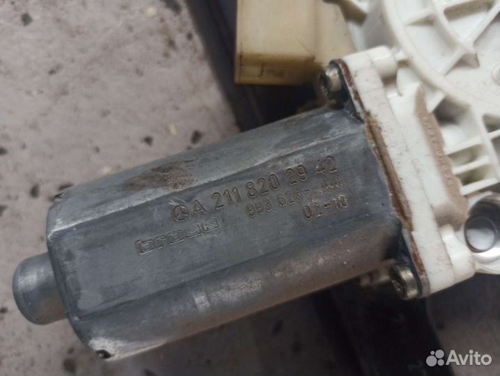 Стеклоподъемник электрический передний левый Merce