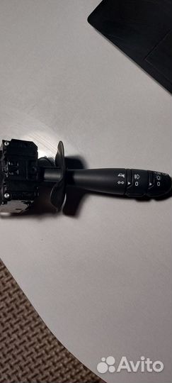 Переключатель поворотов renault sandero