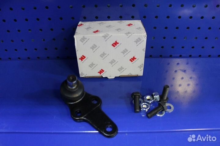 Форд Фиеста шаровая опора