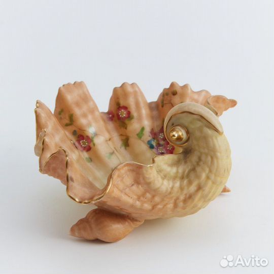 Старинная вазочка в форме ракушки с ручной роспись