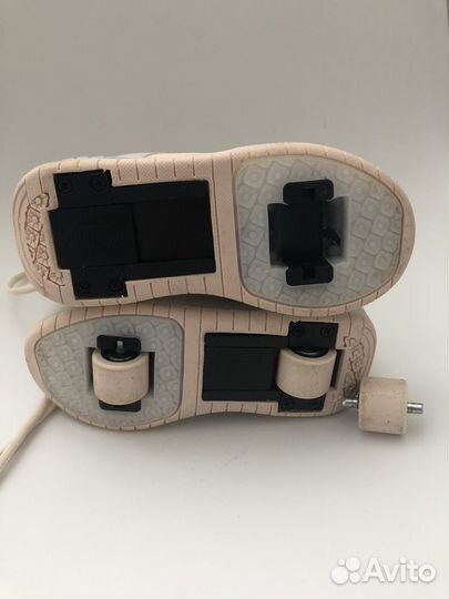 Кроссовки роликовые