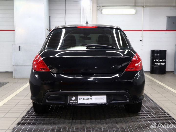 Peugeot 308 1.6 AT, 2011, 165 000 км