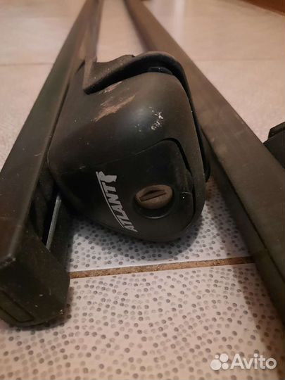 Автомобильный багажник