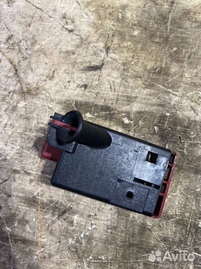 Ручка открывания капота Mercedes-Benz E-Class W211