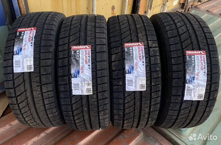 RoadX RX Frost WU02 245/45 R19 105V