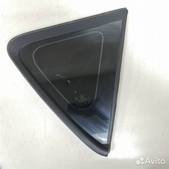 Стекло кузовное глухое правое Kia Soul PS 2014
