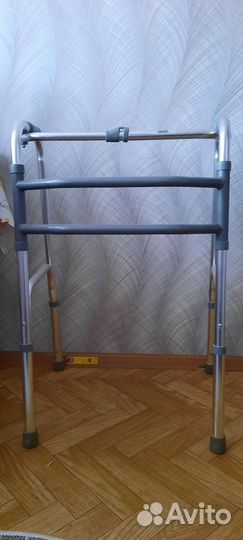 Ходунки для взрослых шагающие