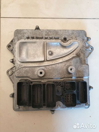 Блок управления двигателем bmw f10