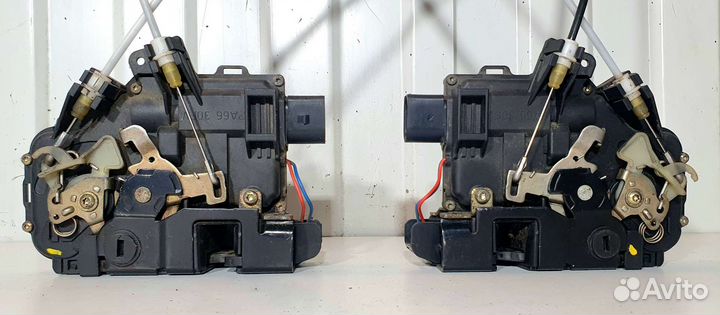 Замок двери задней Audi A6 C5, Allroad C5