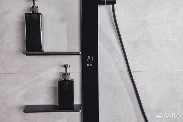 Душевая система со смесителем черная