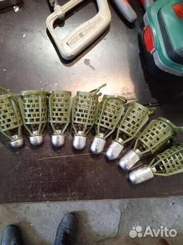 Кормушка фидерная