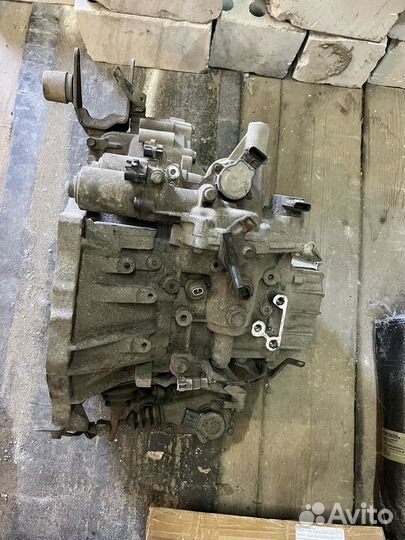 Коробка Робот Toyota Auris 2008год