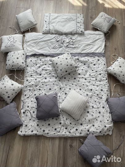 Бортики в детскую кроватку новые