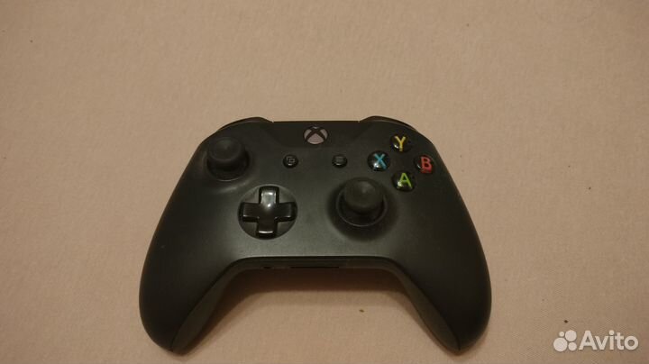 Геймпад xbox one