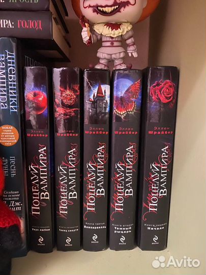 Книги разных жанров