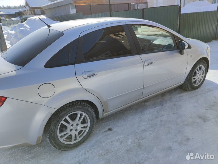 FIAT Linea 1.4 МТ, 2011, 263 423 км