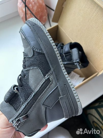 Ботинки демисезонные 30