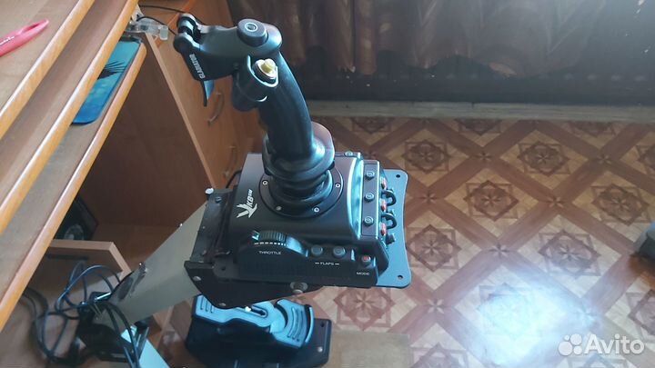 VKB Джойстик Gladiator MkII