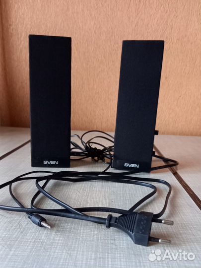 Акустические колонки sven