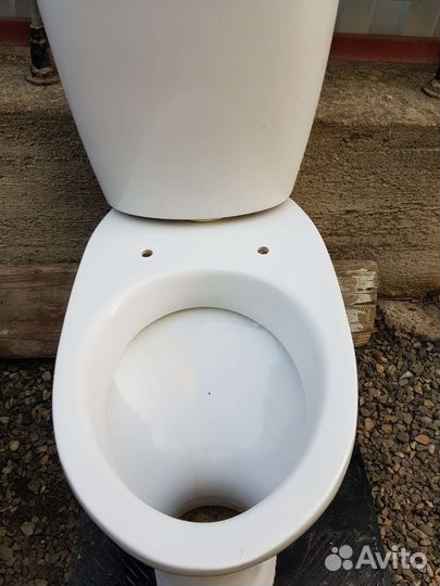Унитаз с бачком бу