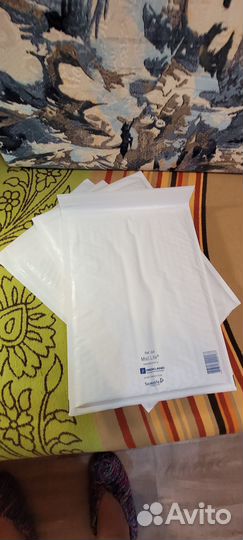 Почтовый конверт с воздушной подушкой