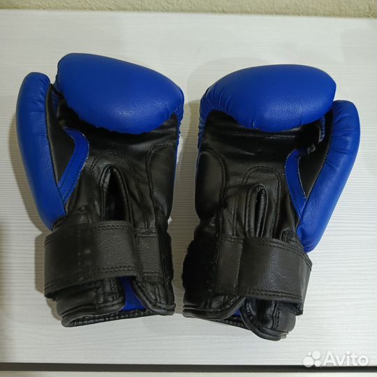 Перчатки для каратэ, единоборств