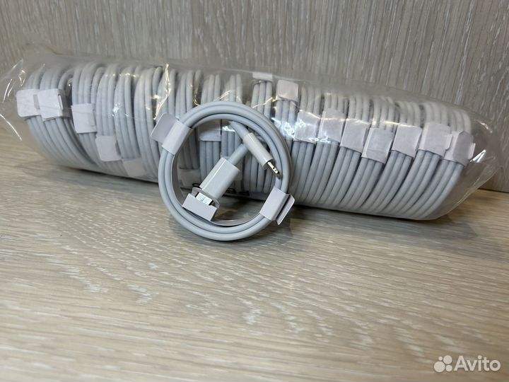 Кабель для зарядки iPhone Apple lightning usb c