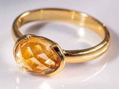 Серебряное кольцо с натуральным камнем