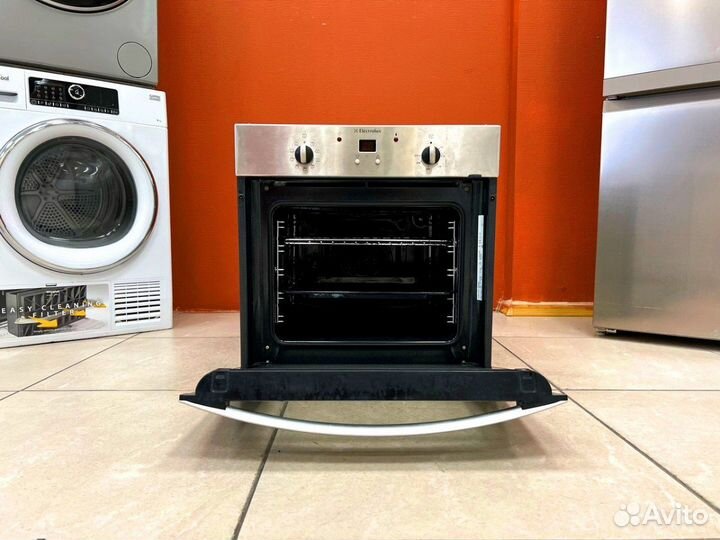 Духовой шкаф встраиваемый бу Electrolux. Гарантия