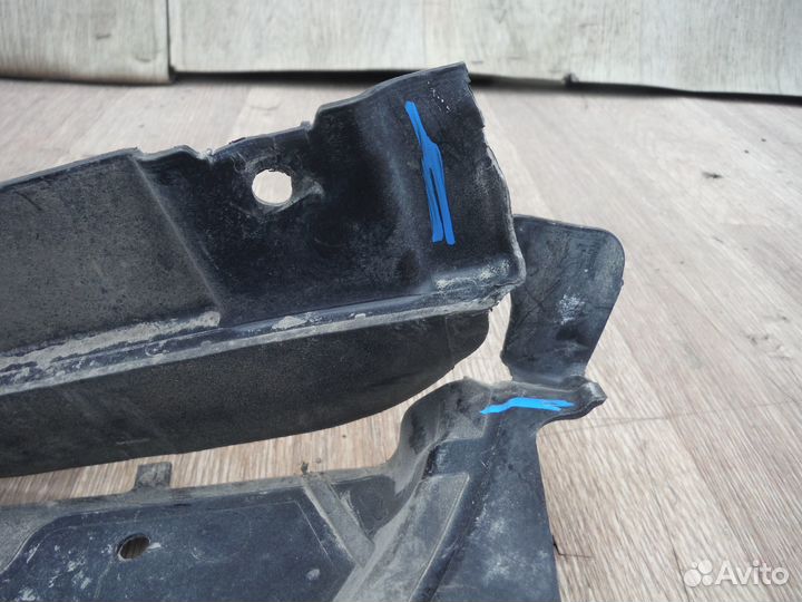 Пыльник переднего бампера левый BMW 7 G11/G12 2019