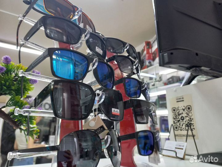 Солнцезащитные очки