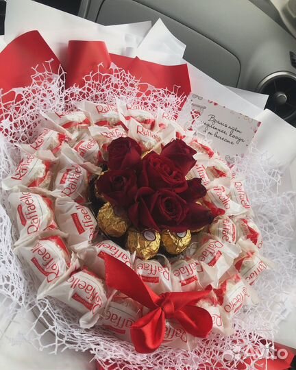 Букеты из конфет, торты, ягоды в шоколаде