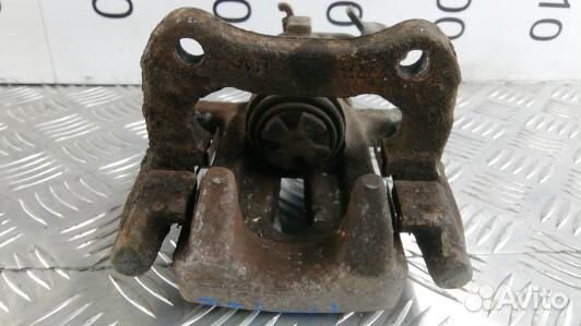 Суппорт тормозной задний левый renault megane 2 (1