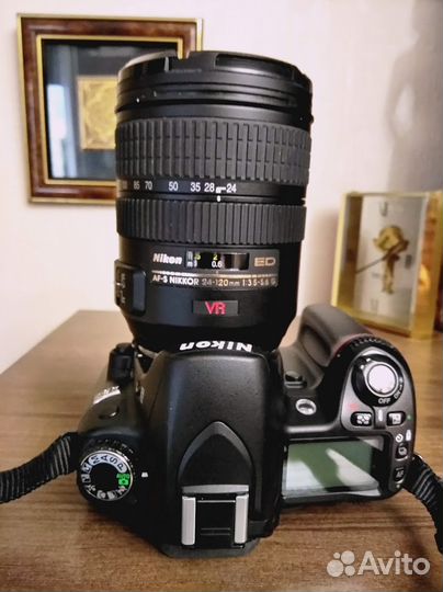 Nikon D80 c объективом производства Японии