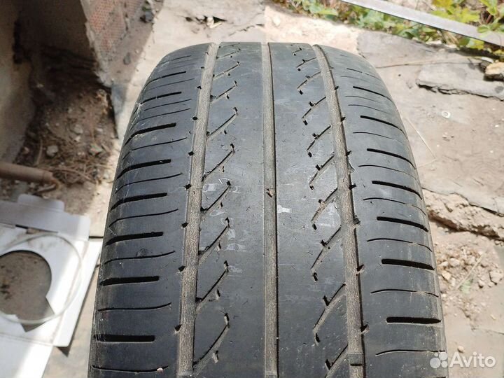 Hankook Optimo K406 235/60 R16