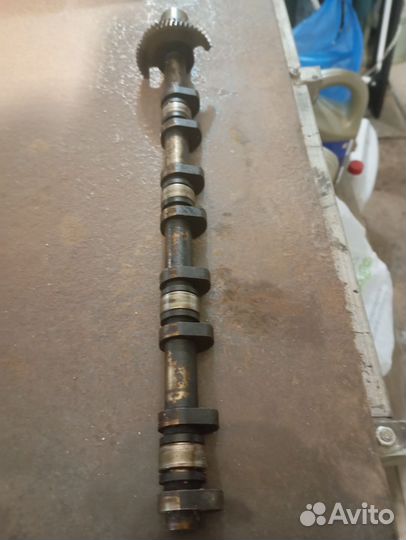 Вал подъема клапанов ep6