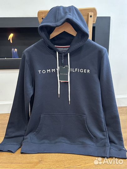 Худи Tommy Hilfiger