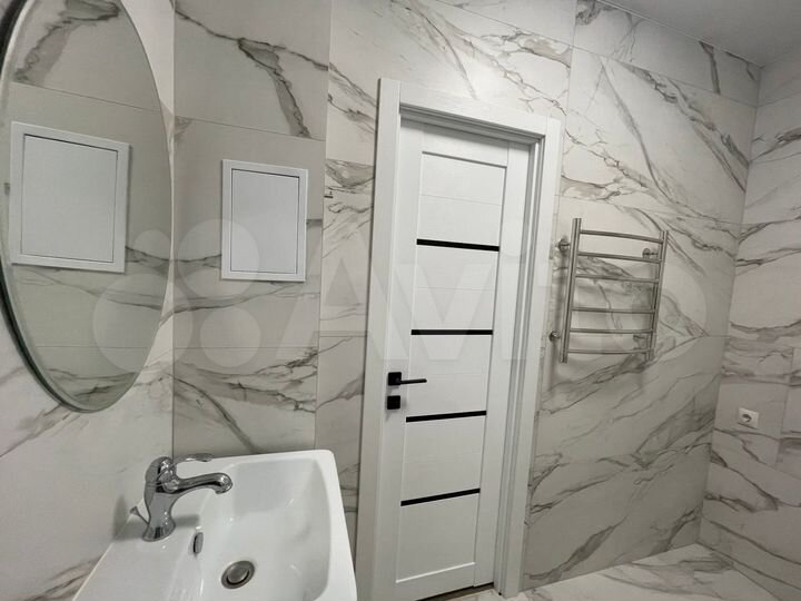 2-к. квартира, 52 м², 5/16 эт.