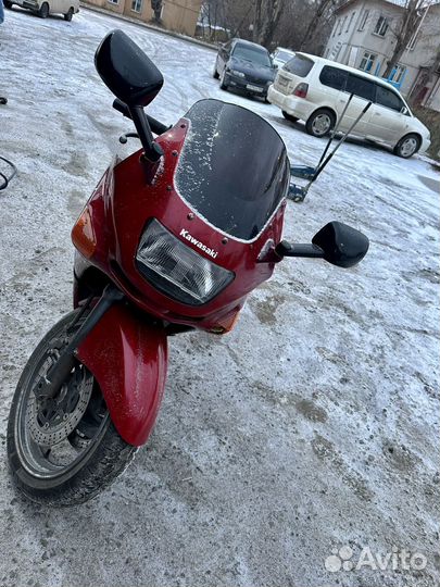 Продам Kawasaki zzr400-2