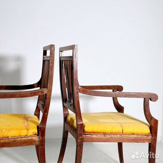 Антикварые кресла