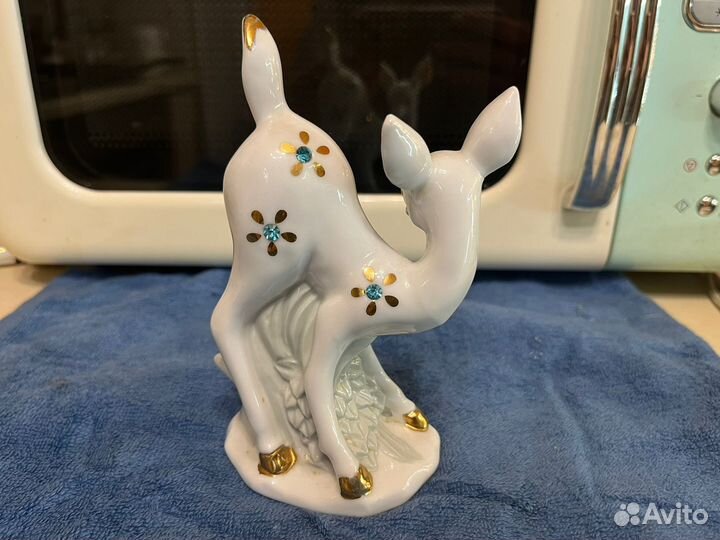 Статуэтка олененок