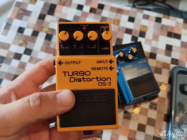 Гитарная педаль Boss DS1