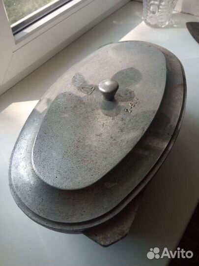 Утятница и топор СССР