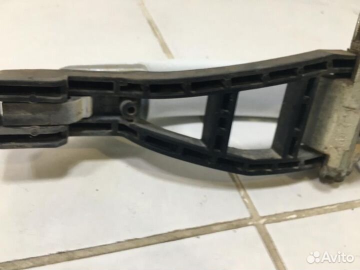 Ручка двери задней наружная правая Ford Focus 2 CB